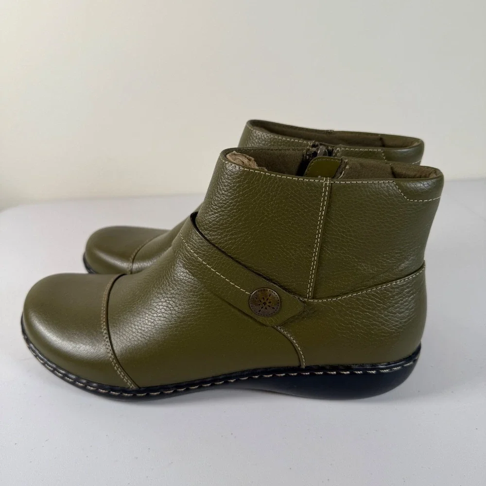 Clarks nwot collection